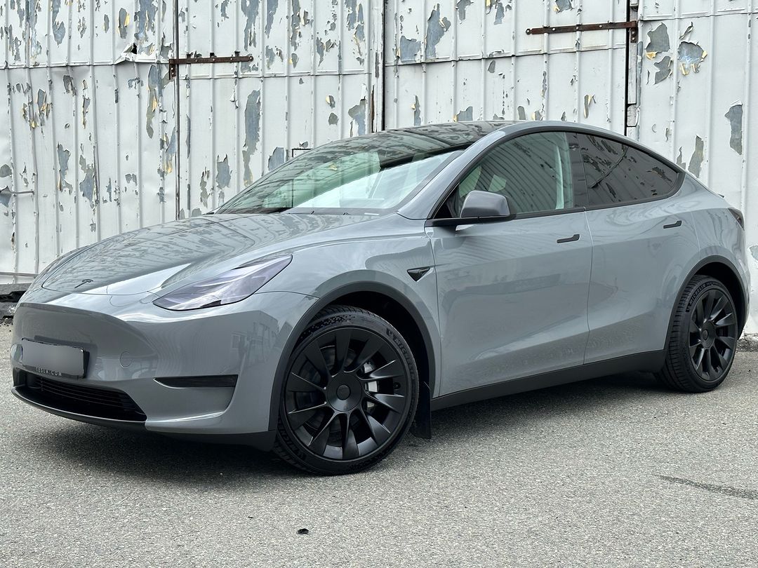 1707026909255901.jpg Battleship Grey-Norway-Tesla Model Y-02.jpg